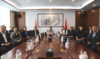 济南环亚集团集团组织收听收看中国共产党第二十次天下代表大会开幕会盛况